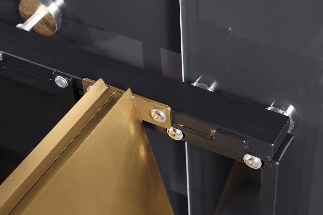 Vesa Dining Tables