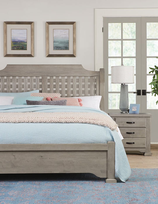 Vaughan-Bassett Joinery Plank Queen Poster Bed in Washed White Oak 194