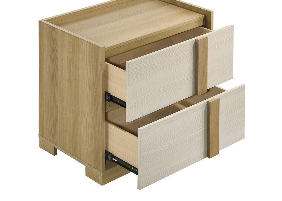 Hyland 4 & 5 Piece Bedroom Set E.King & Queen
