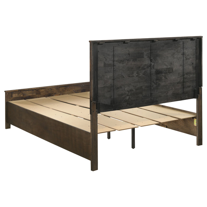 Woodmont 4 & 5 Piece E.King, Queen, & Cal;.King Bedroom Sets