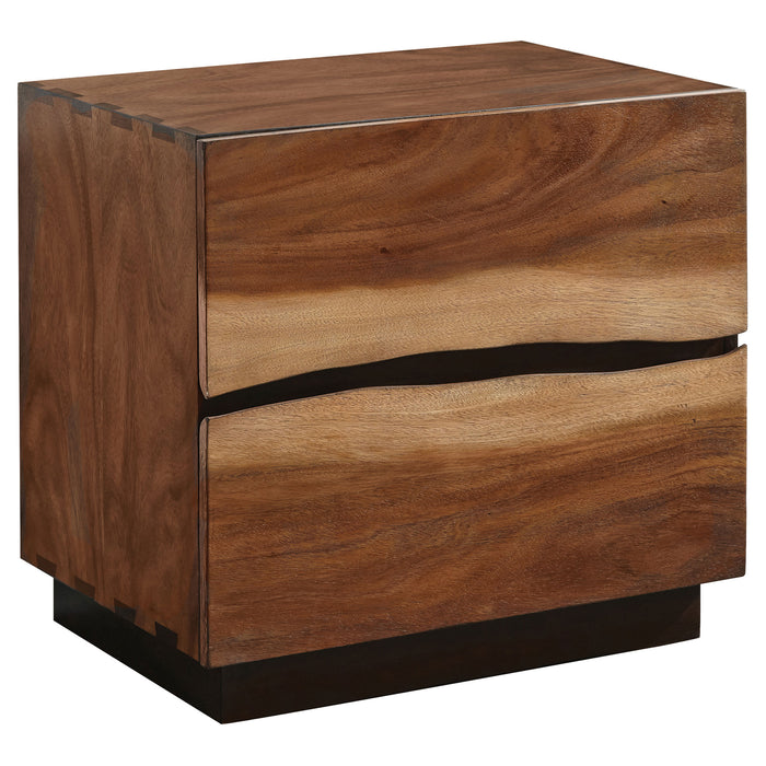 Winslow Bedroom Sets