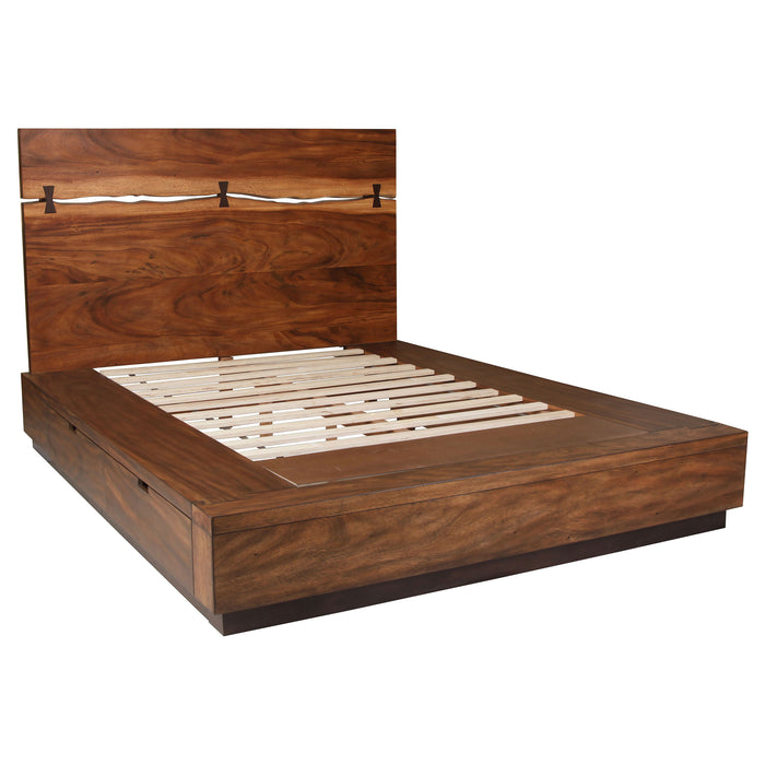Winslow Queen & E.King Bed