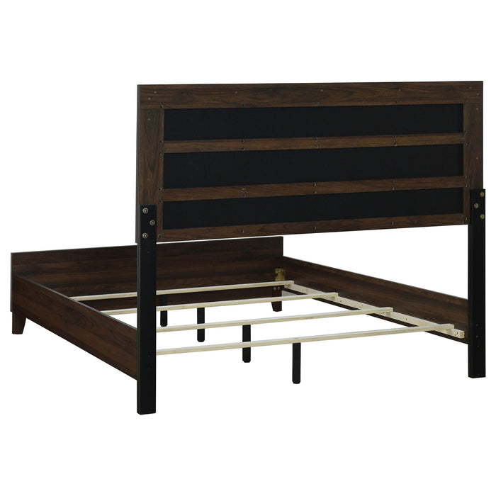 Welsley California King Bedroom Set Walnut