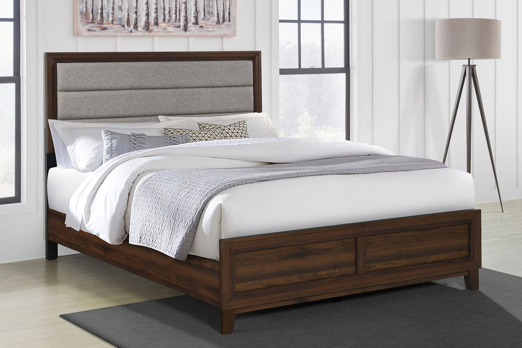 Welsley Eastern King & Queen Bed