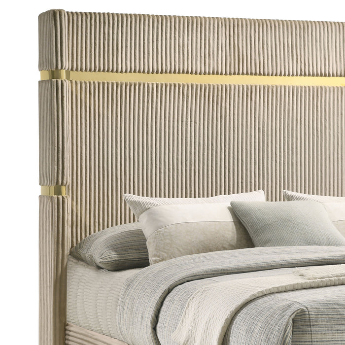 Lucia Eastern King Bed