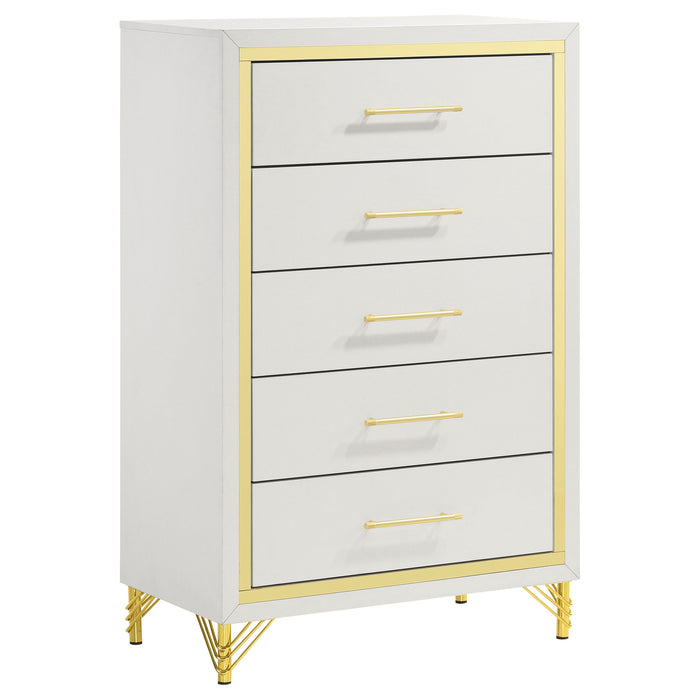 Lucia Chest