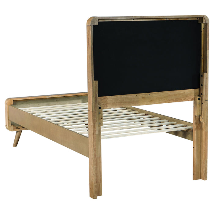 Robyn Beds