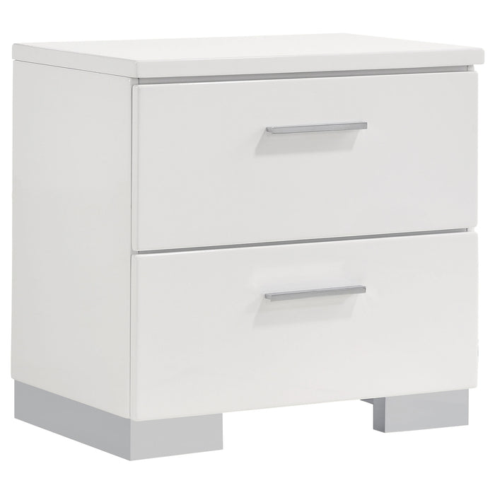 Jeremaine 5 Pc Bedroom Sets White