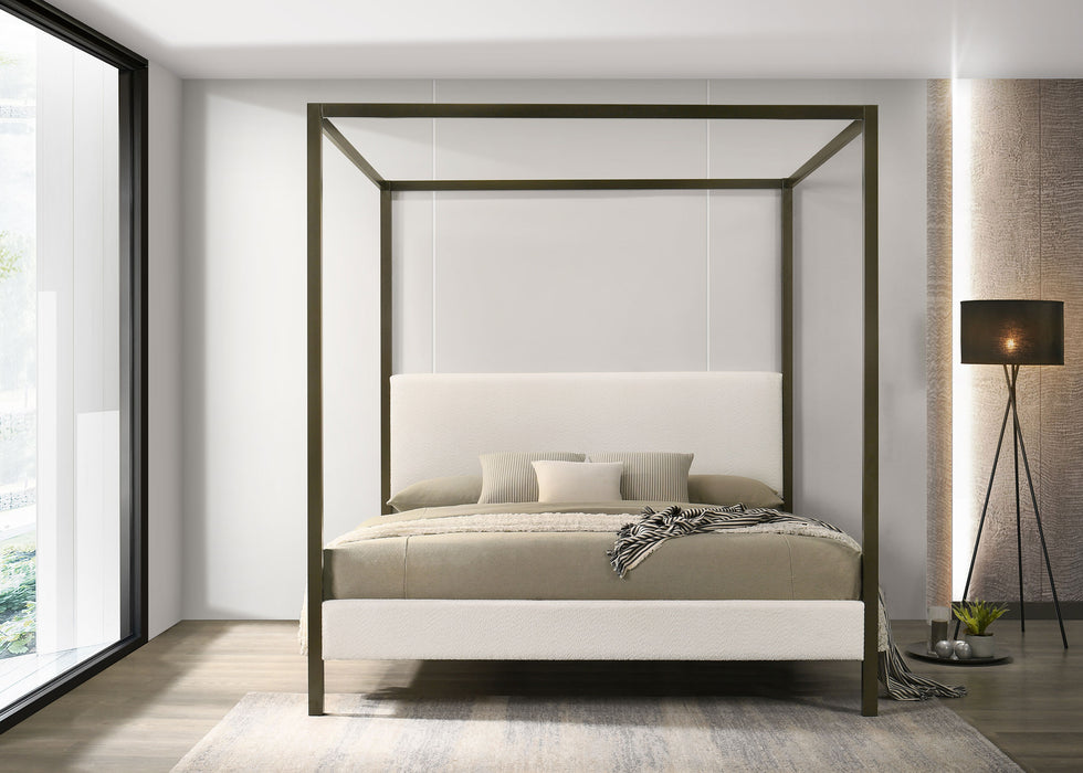 Monroe Eastern King & Queen Bed