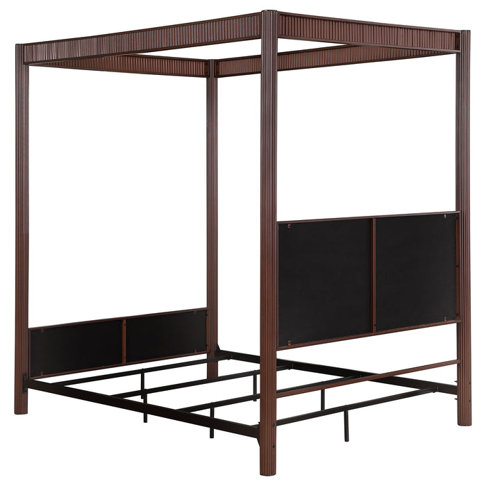 Zimmerlee Eastern King & Queen Bed