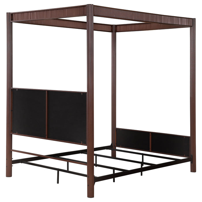 Zimmerlee Eastern King & Queen Bed