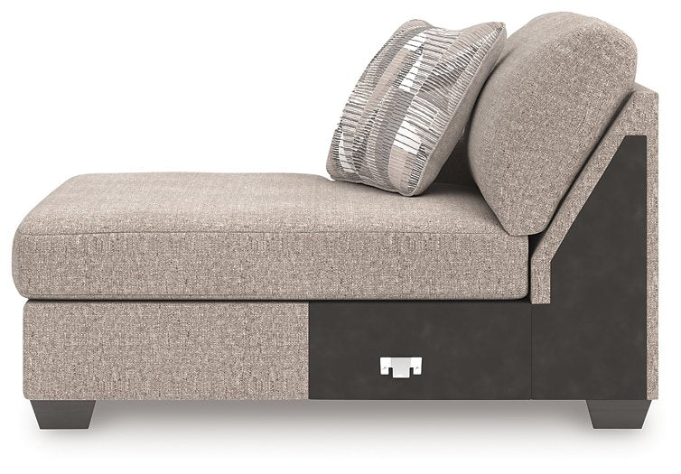 Newellen Super Chaise