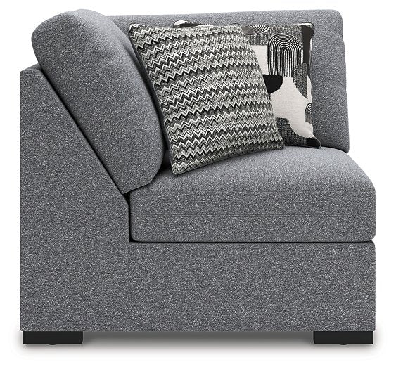 Bealton Sectional with Chaise