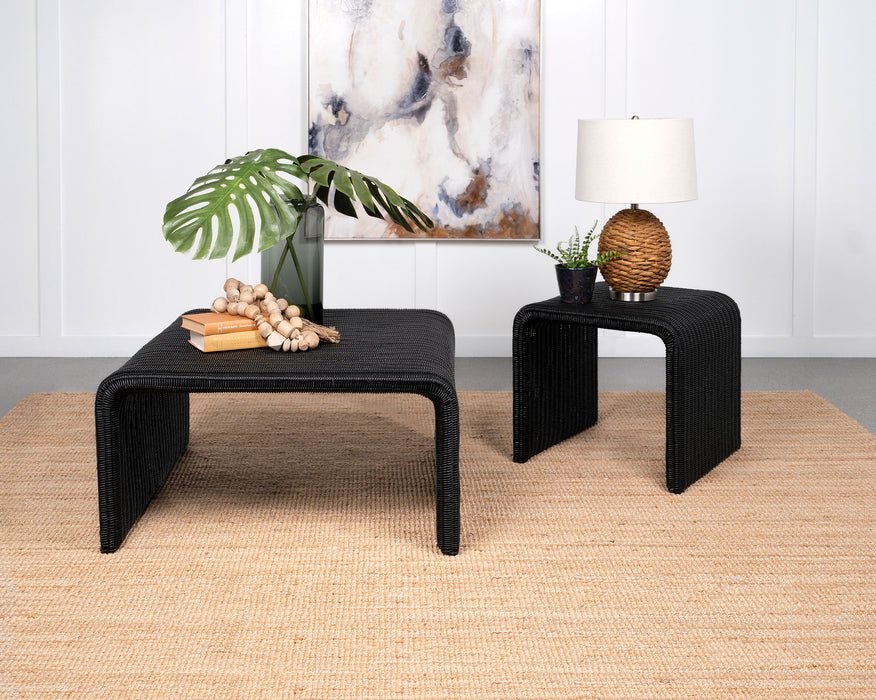 Cahya Sets Black