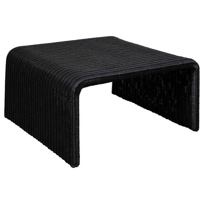 Cahya Sets Black