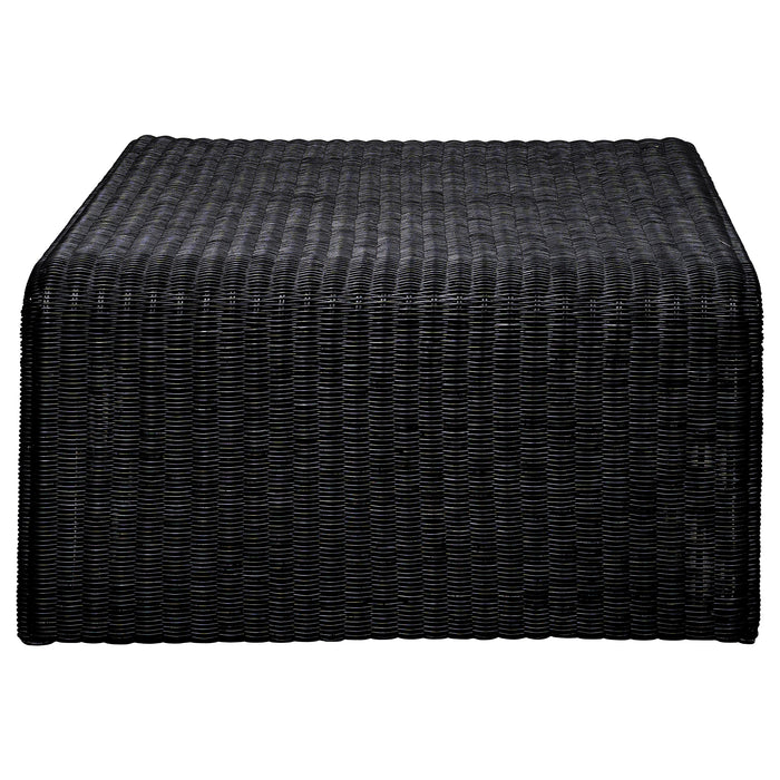 Cahya Sets Black