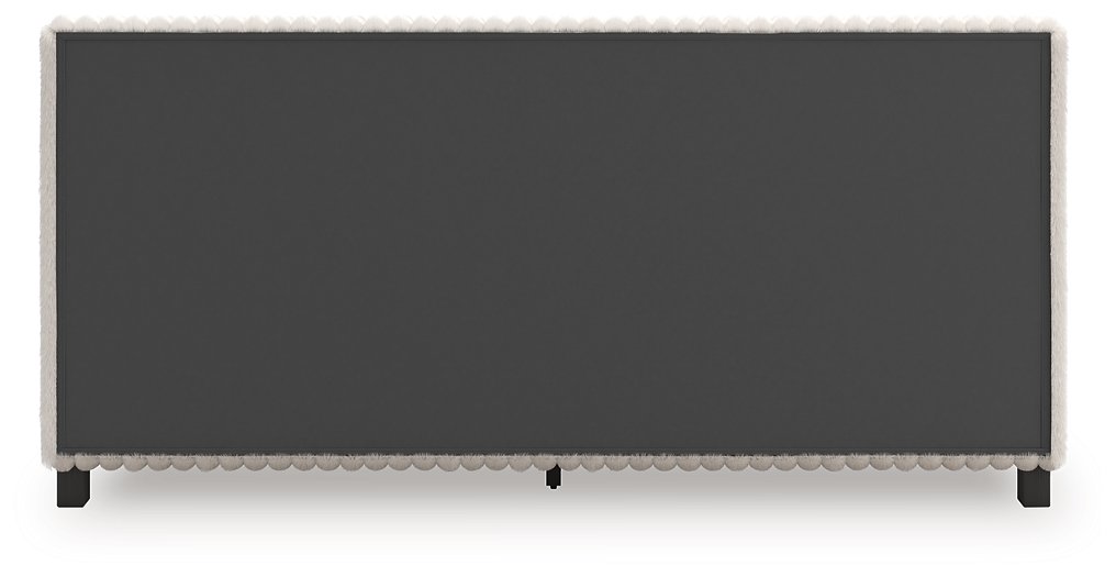 Zuraleus Bed