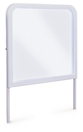 Jarlee Dresser and Mirror