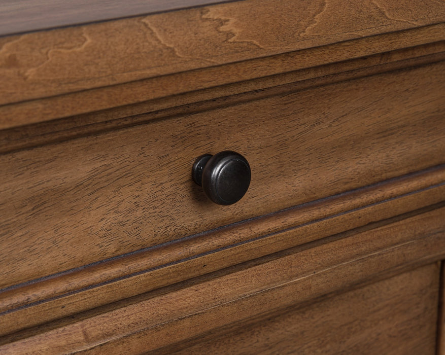 Chadworth Dresser