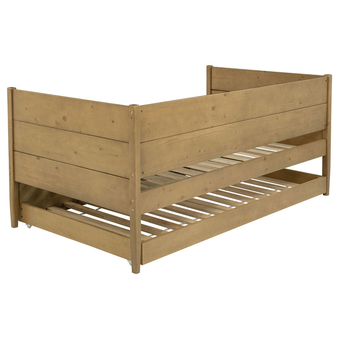 Calinda Daybeds