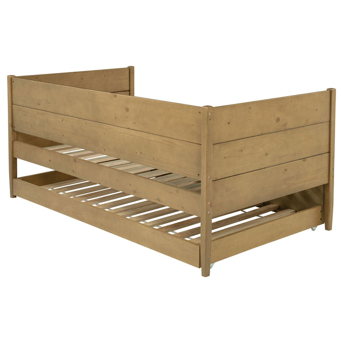 Calinda Daybeds