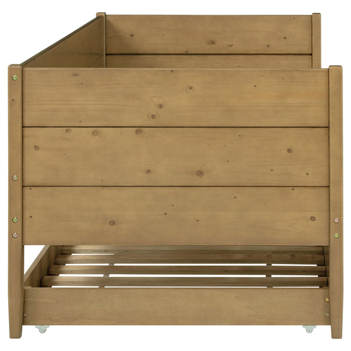 Calinda Daybeds